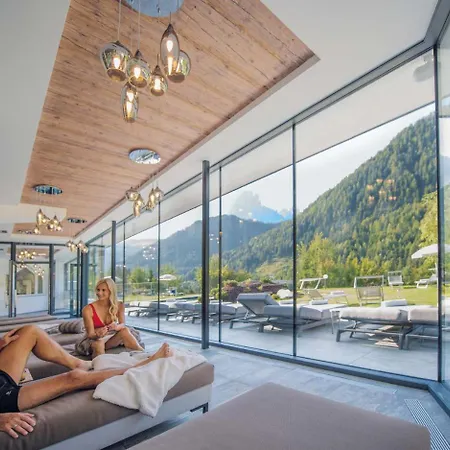 Hotel Diamant 4*